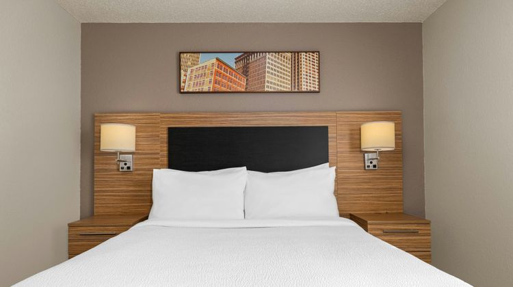 TownePlace Suites Milwaukee Brookfield Suite