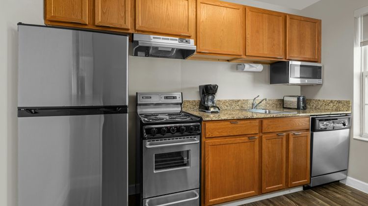 TownePlace Suites Milwaukee Brookfield Room