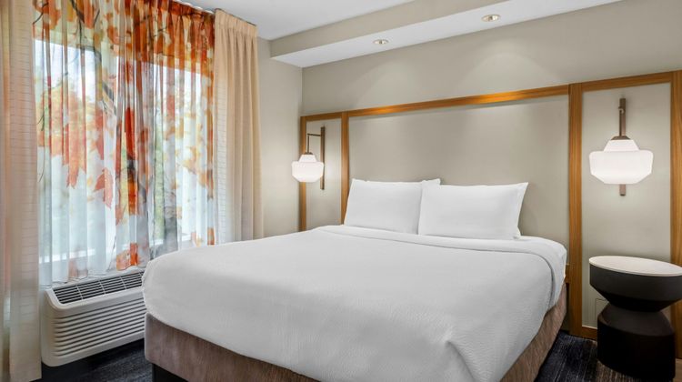 Fairfield Inn & Suites Hinesville Room
