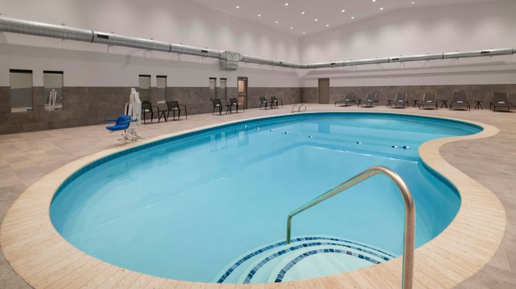 Four Points by Sheraton Rock Springs Pool