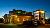 Holiday Inn Express Manchester East Exterior