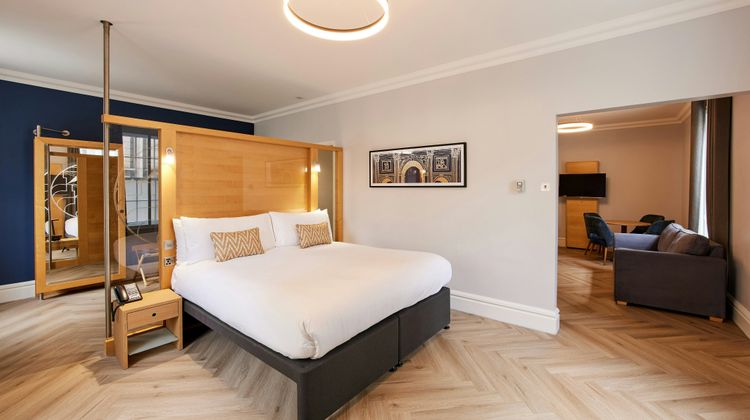 Thistle London Park Lane Room