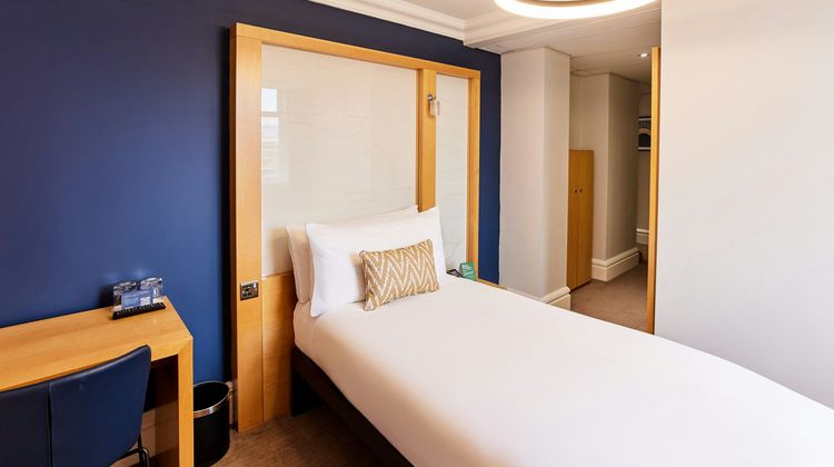 Thistle London Park Lane Room
