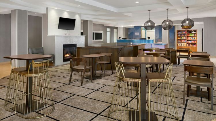 SpringHill Suites Detroit Metro Airport Restaurant