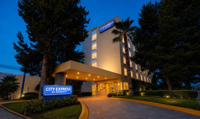 City Express by Marriott Saltillo Norte Exterior