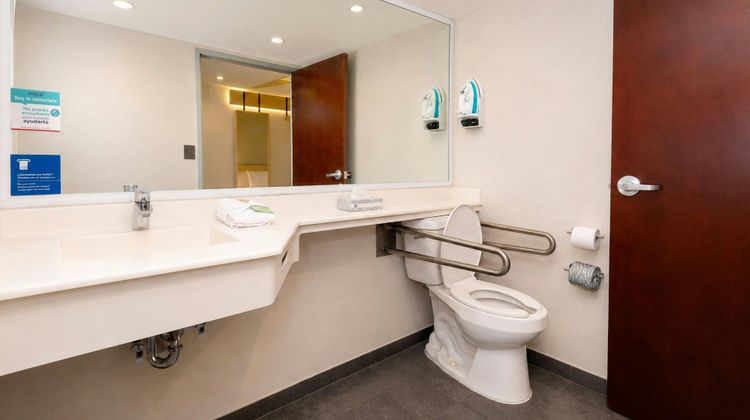 City Express by Marriott Saltillo Norte Room