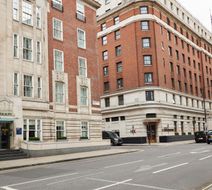 Thistle London Park Lane Exterior
