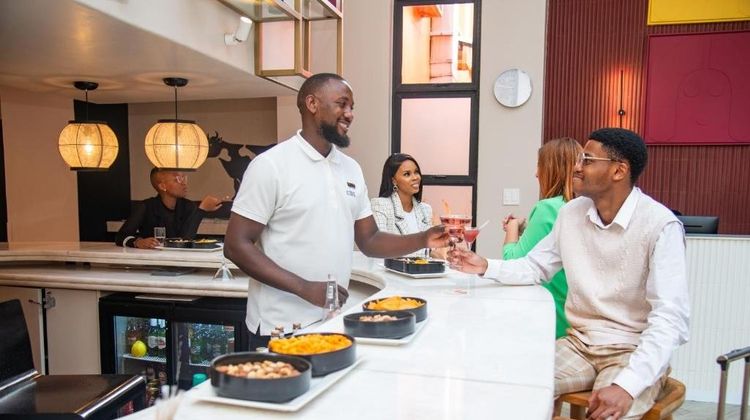 Illovo Hotel & Conferencing Restaurant