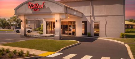 Red Roof Inn Manchester, TN Exterior