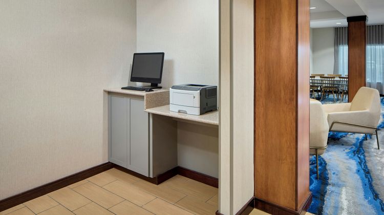 Fairfield Inn & Suites Frankfort Lobby