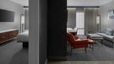 Courtyard Woodland Marriott Suite