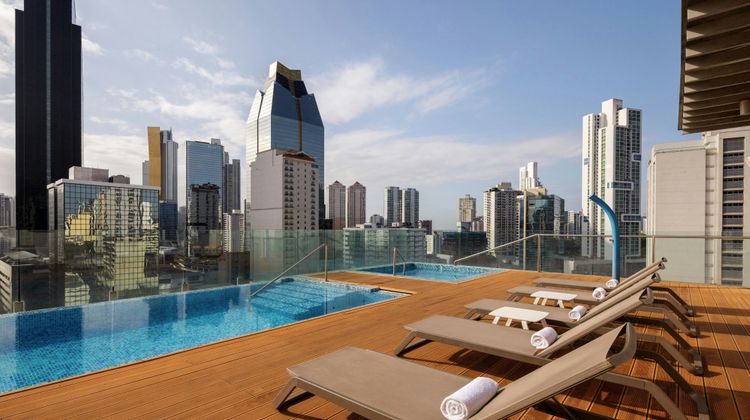 AC Hotel by Marriott Panama City Pool