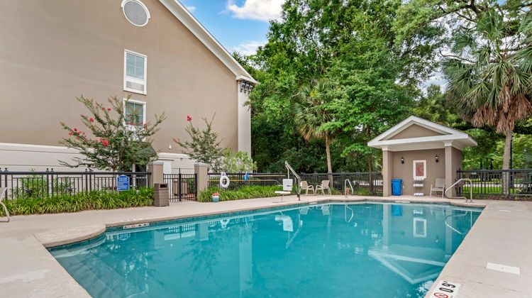 Holiday Inn Express Fairhope-Point Clear Pool
