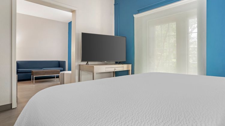 Holiday Inn Express Fairhope-Point Clear Suite