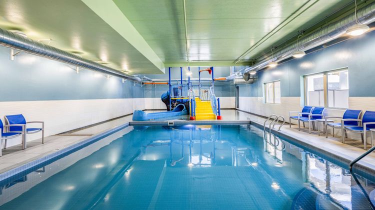 Holiday Inn Express & Suites Halifax Pool