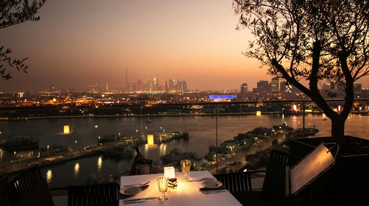 Al Bandar Arjaan by Rotana Restaurant