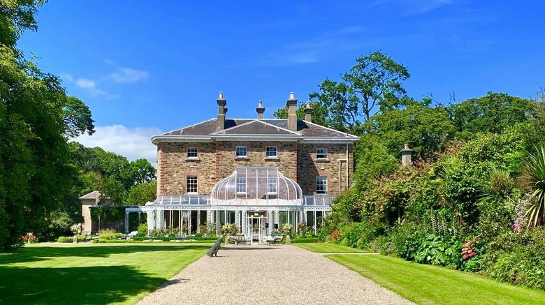 <b>Marlfield House Exterior</b>. Images powered by <a href="https://www.leonardoworldwide.com/" title="Leonardo Worldwide" target="_blank">Leonardo</a>.