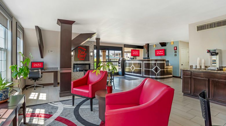 <b>Red Roof Inn Gastonia Lobby</b>. Images powered by <a href="https://www.leonardoworldwide.com/" title="Leonardo Worldwide" target="_blank">Leonardo</a>.