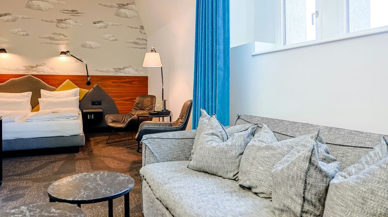 <b>Motel One Zurich Suite</b>. Images powered by <a href="https://www.leonardoworldwide.com/" title="Leonardo Worldwide" target="_blank">Leonardo</a>.