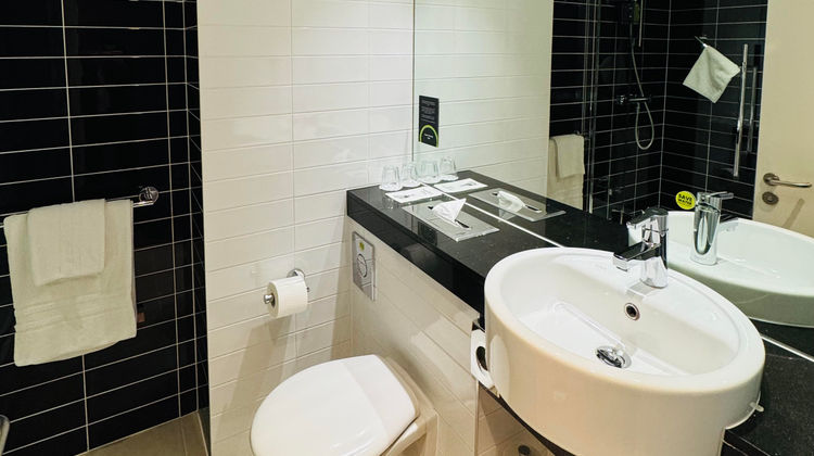 The Duxford Hotel Cambridge South M11 Room
