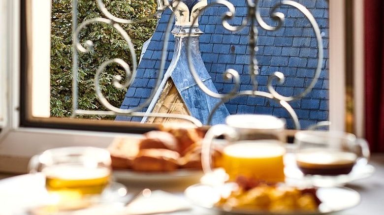 <b>Parc Saint Severin Restaurant</b>. Images powered by <a href="https://www.leonardoworldwide.com/" title="Leonardo Worldwide" target="_blank">Leonardo</a>.