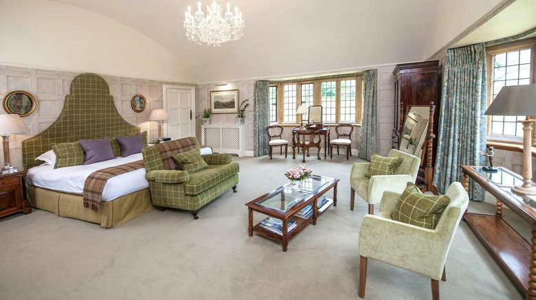 <b>Buckland Manor Hotel Room</b>. Images powered by <a href="https://www.leonardoworldwide.com/" title="Leonardo Worldwide" target="_blank">Leonardo</a>.