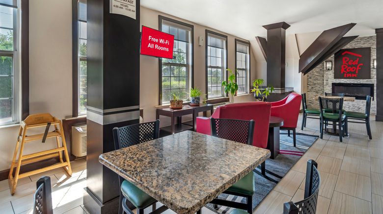 <b>Red Roof Inn Gastonia Lobby</b>. Images powered by <a href="https://www.leonardoworldwide.com/" title="Leonardo Worldwide" target="_blank">Leonardo</a>.