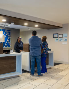 Holiday Inn Express Charleston