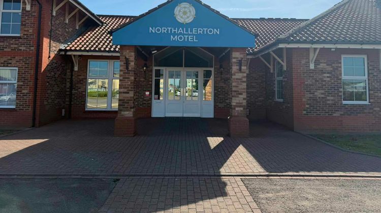 Allerton Court Hotel Exterior