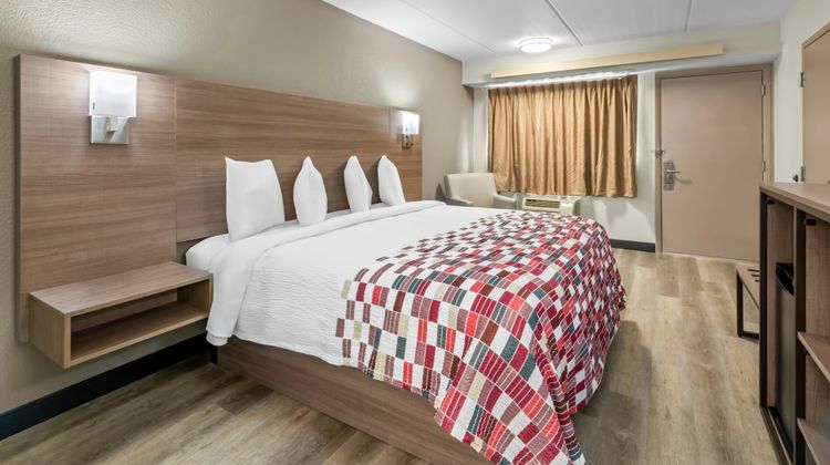 Red Roof Inn Asheville - Biltmore West Room