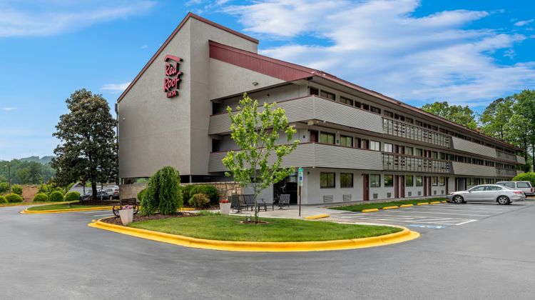 Red Roof Inn Asheville - Biltmore West Exterior