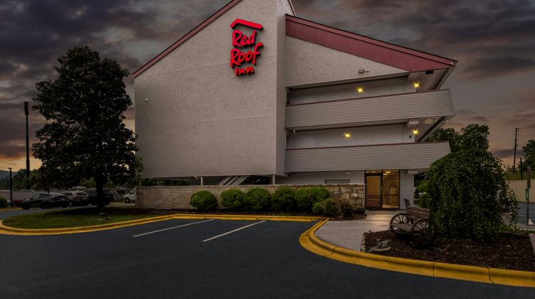 Red Roof Inn Asheville - Biltmore West Exterior