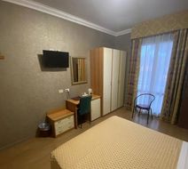 Hotel Riviera Room