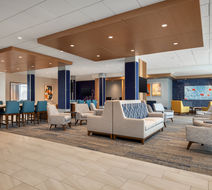 Holiday Inn Exp Suites Overland Exterior