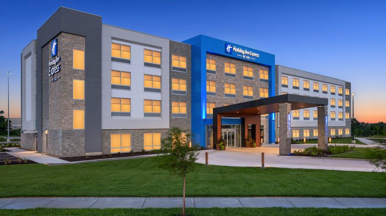 Holiday Inn Exp Suites Overland Exterior. Images powered by <a href="https://www.leonardoworldwide.com" target="_blank" rel="noopener">Leonardo</a>.