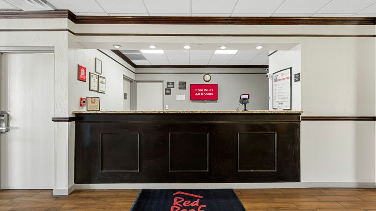 Red Roof Inn Gurnee - Waukegan Lobby