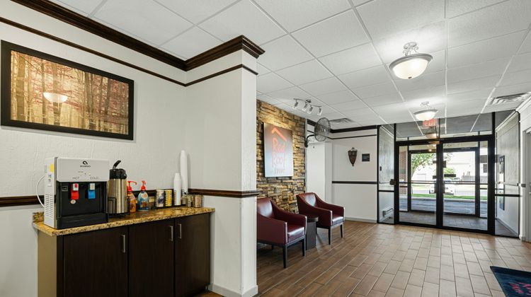 Red Roof Inn Gurnee - Waukegan Lobby