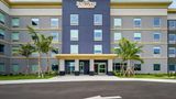 HomeTowne Studios Fort Myers Exterior