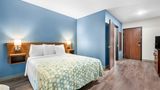 HomeTowne Studios Fort Myers Room