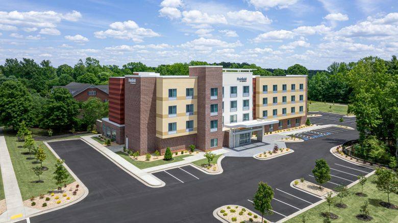 <b>Fairfield Inn & Suites Madison Exterior</b>. Images powered by <a href="https://www.leonardoworldwide.com/" title="Leonardo Worldwide" target="_blank">Leonardo</a>.