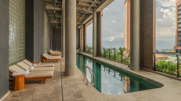 Wake BioHotel Pool