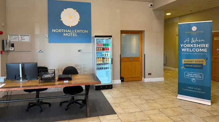 Allerton Court Hotel Lobby