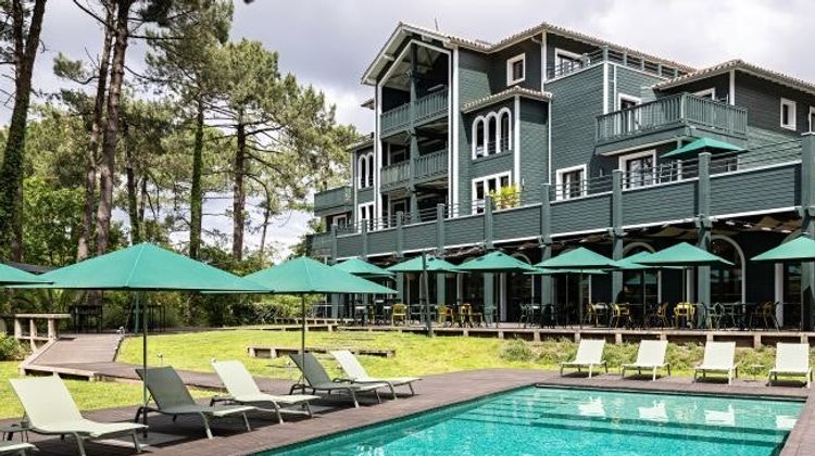 70 Hectares et L Ocean Exterior