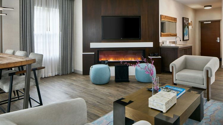 Renaissance Del Monte Lodge & Spa Room