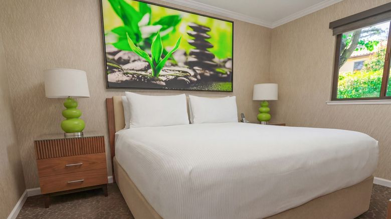 <b>Creekside Inn Suite</b>. Images powered by <a href="https://www.leonardoworldwide.com/" title="Leonardo Worldwide" target="_blank">Leonardo</a>.