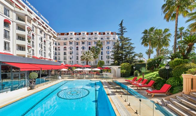 Hotel Le Majestic Exterior