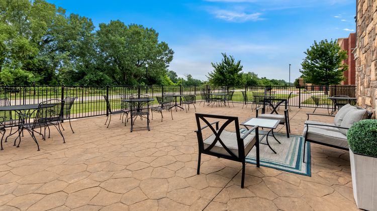 Holiday Inn Oklahoma City Airport Exterior