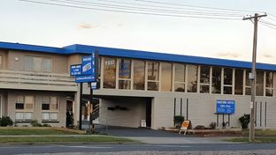 Morwell Parkside Motel