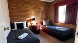 Narrandera Club Motor Inn Room
