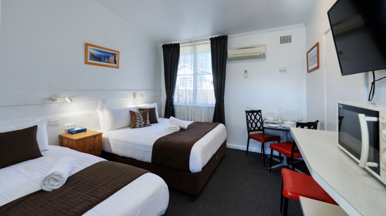 <b>Amber Motel Room</b>. Images powered by <a href="https://www.leonardoworldwide.com/" title="Leonardo Worldwide" target="_blank">Leonardo</a>.